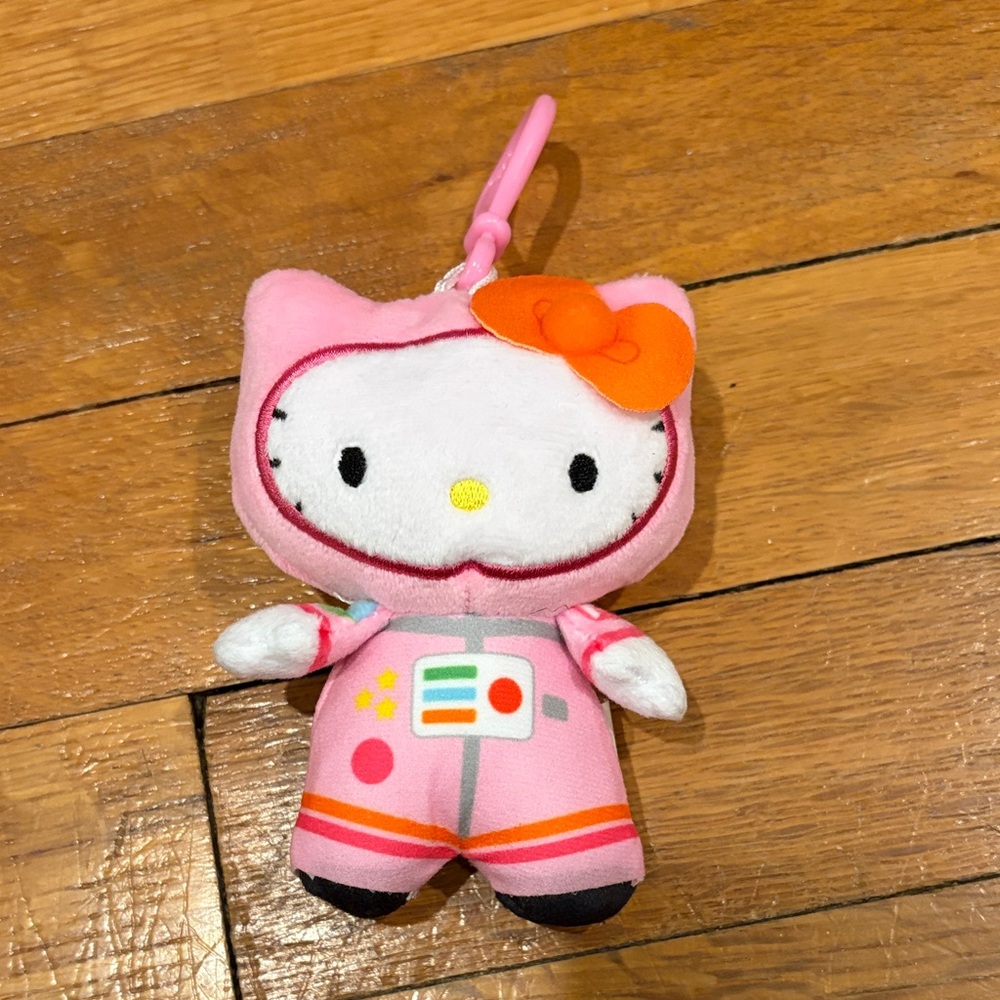 Astronaut Hello Kitty Plush Dangler